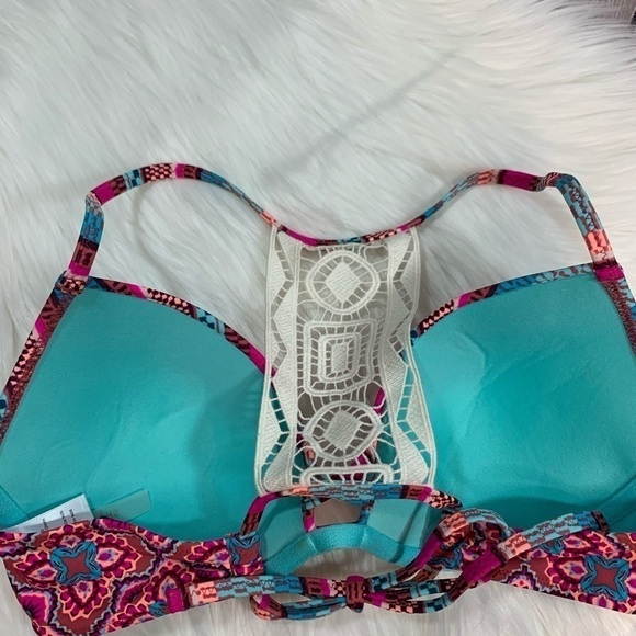 NWOT Shade & Shore Halter Push-up Bikini Top - Picture 9 of 12